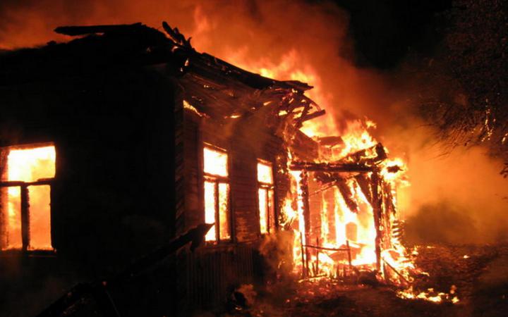 В Полоцком районе хозяин сгорел вместе с собственным домом