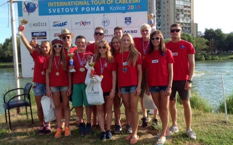 Новополоцкие воднолыжники привезли тринадцать медалей из словацкой Кошицы