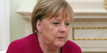 Ангела в Меркель в последнем обращении к народу в качестве канцлера призвала прививаться от коронавируса